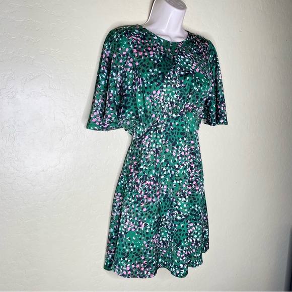 Topshop Animal Print Satin Open Back Green Flutter Sleeve Mini Dress Size 2 - Picture 4 of 16